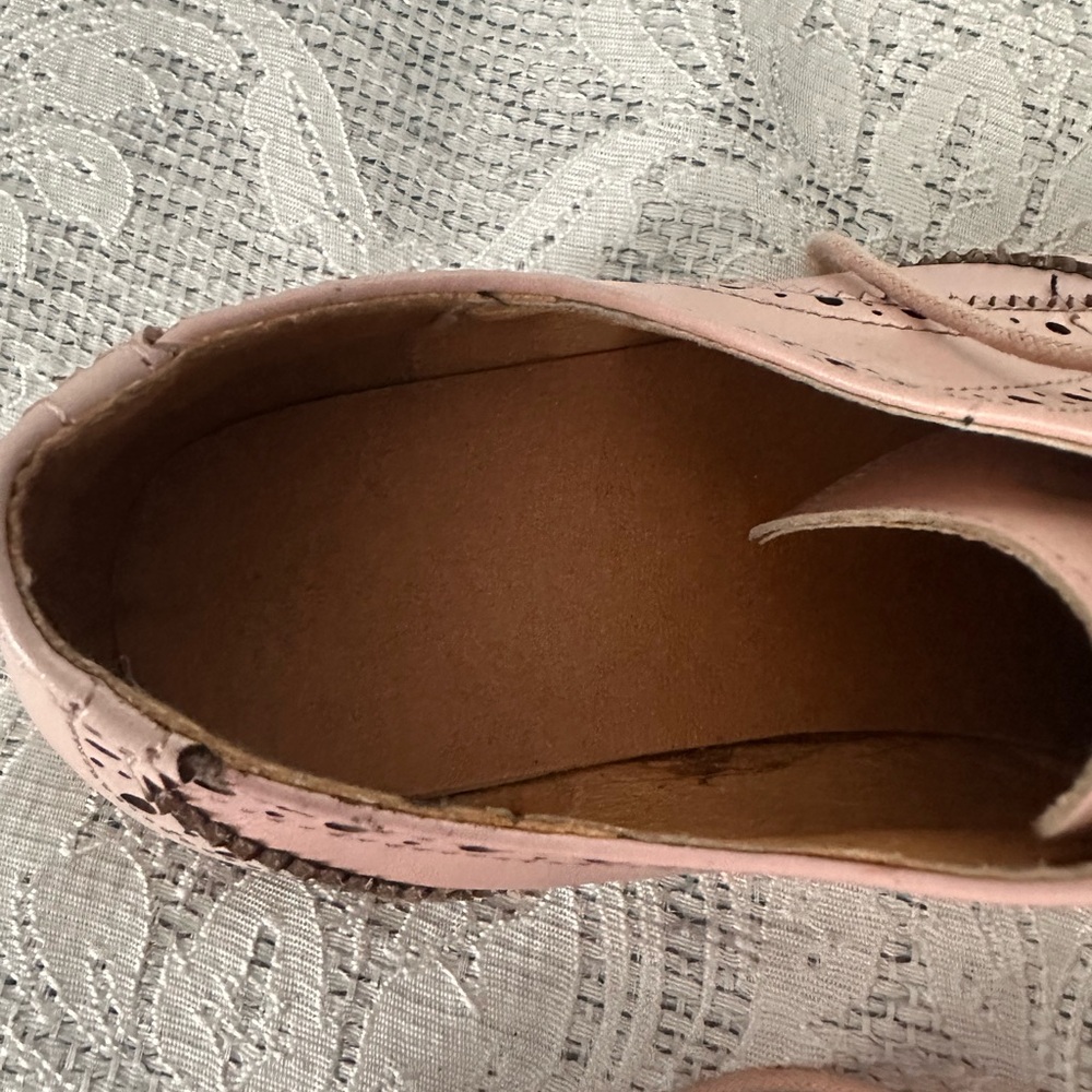 🌸 Blush Pink Wingtip Oxford Shoes – Women’s 6.5–7 - Picture 5 of 7